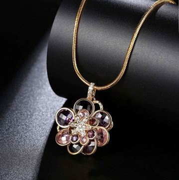 Picture of Crystal Flower Necklace